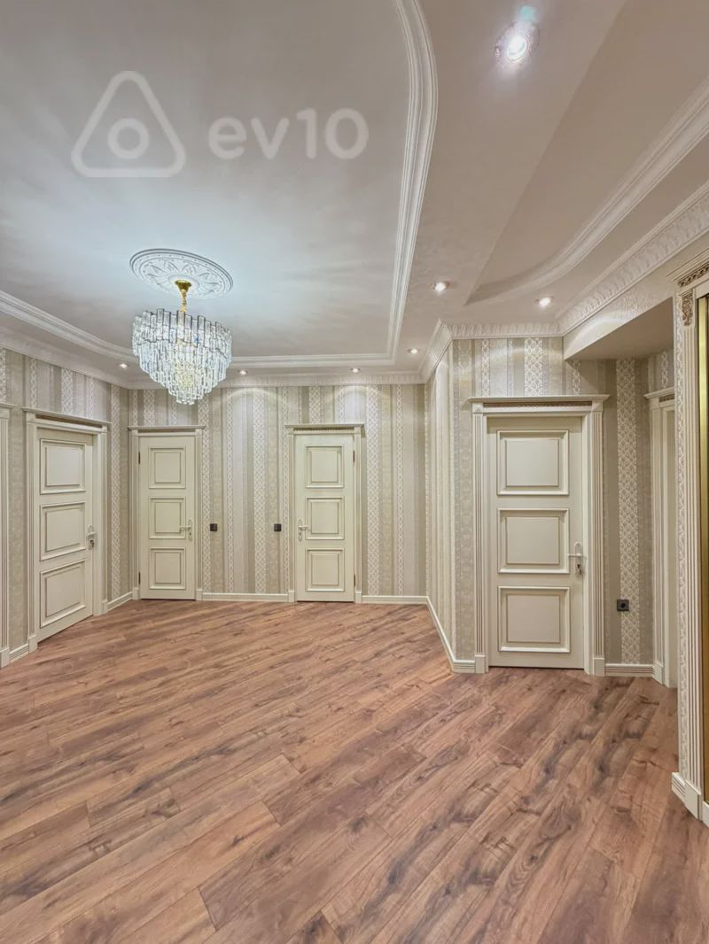 For sale: 3-room apartment (new building), 130 m² — Mənzil, Bakı (5)