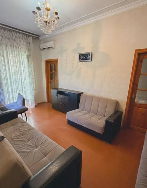 3 otaqlı mənzil 41 m² satılır Bakı, Nərimanov r — 189 000 ₼ · Baku, Nəsimi · Mənzil 3 otaqlı mənzil 41 m² satılır Bakı, Nərimanov r — Baku