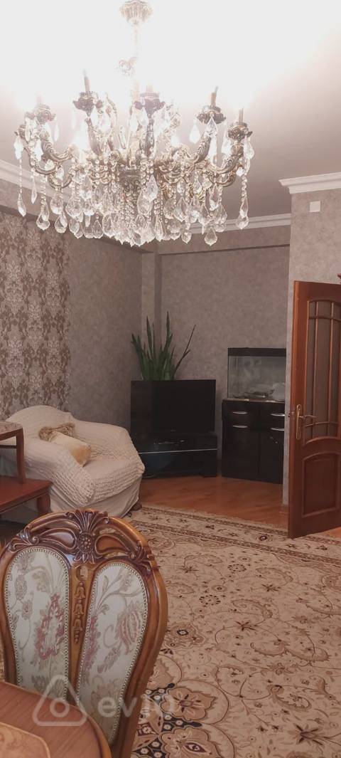 3 otaqlı mənzil, 86 m², Yeni Yasamal — kirayə — Orxan