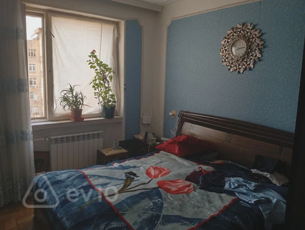 For sale: 3-room apartment (old building), 70 m² — Mənzil, Bakı (4)