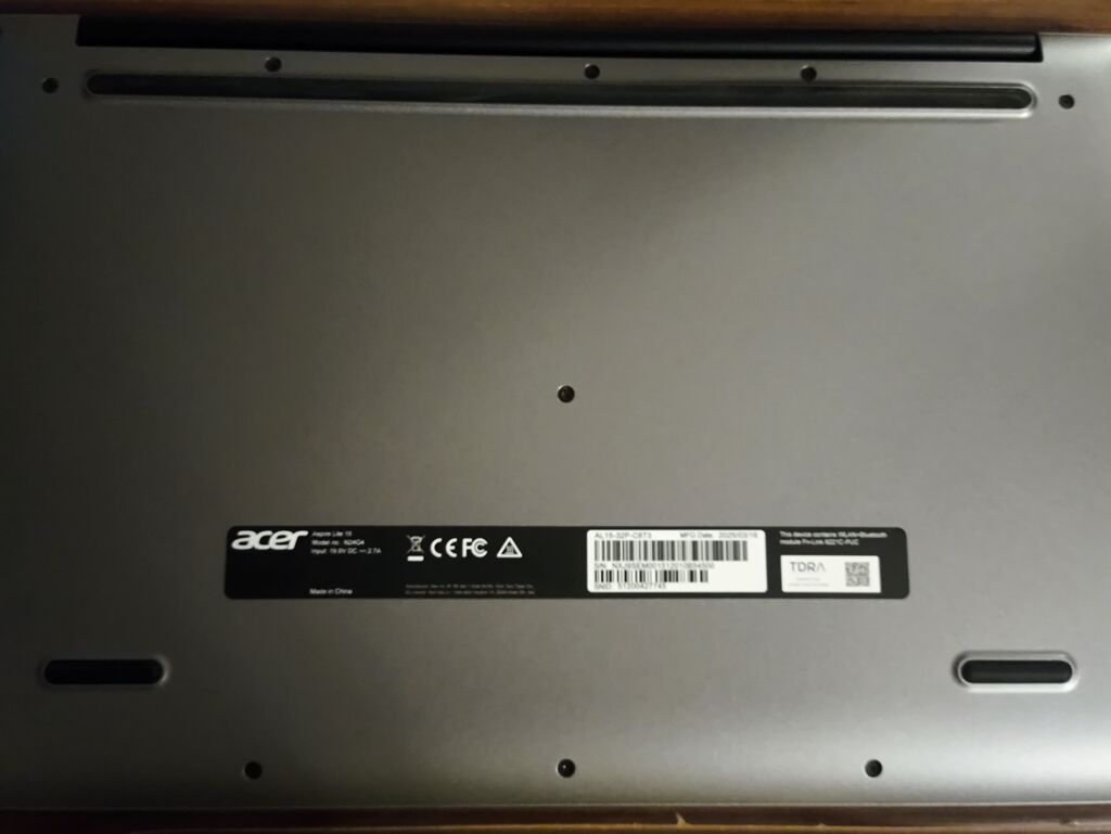 Hec işnilmeyib aldığımdan burdadı hec bir problemi yoddu ehtiyac — Acer, Bakı (5)