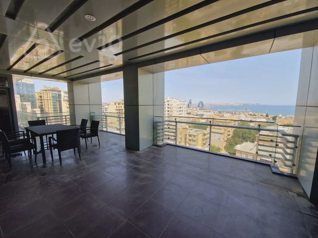 For sale: 4-room apartment (new building), 320 m² — Mənzil, Bakı (4)