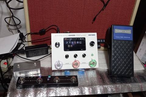 Gitara üçün Yeni nəsil prosessor Hotone Ampero II Stomp (MP-300) — Губа