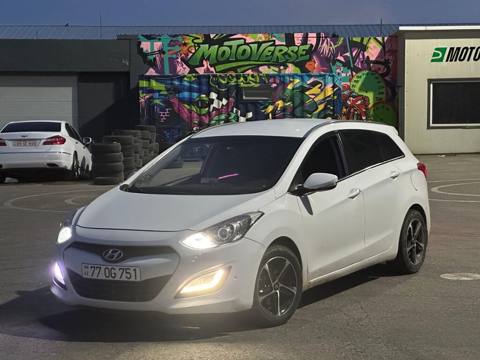 Hyundai i30: 1.6 l 2014 il Universal — Bakı