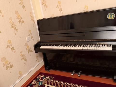 Upright piano – “Odessa” markalı - Korpus: klassik qara rəngli — 420 ₼ · Baku · Pianino və digər klaviş alətləri Upright piano – “Odessa” markalı - Korpus: klassik qara rəngli — Baku