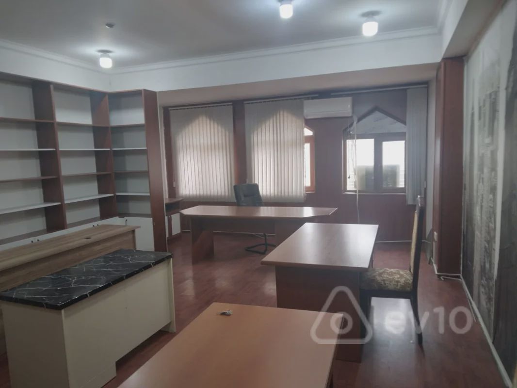 For rent: 1-room office, 45 m² — Ofis, Bakı (7)