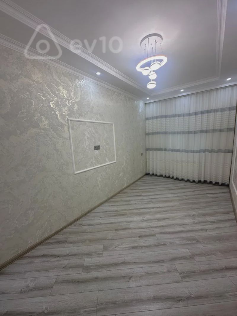 For sale: 2-room apartment (old building), 55 m² — Mənzil, Bakı (12)