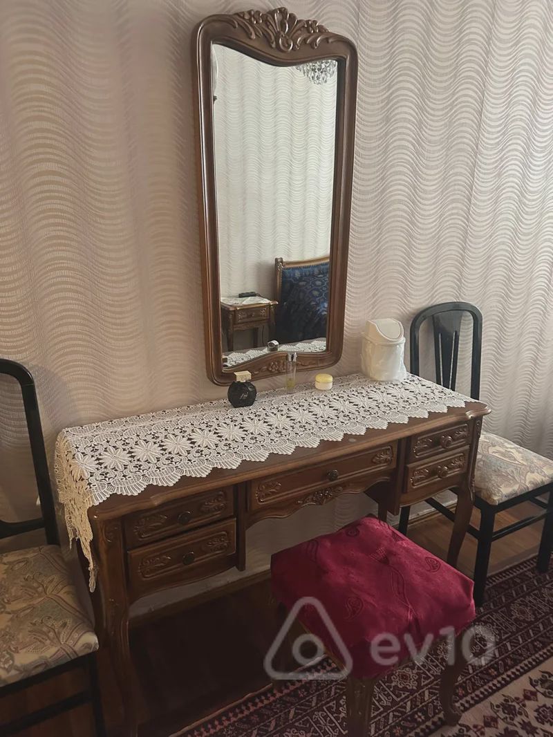 For sale: 3-room apartment (old building), 100 m² — Mənzil, Bakı (10)