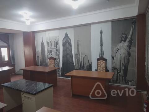 Ofis, 45 m², 8 noyabr k 23 — kirayə — Bakı