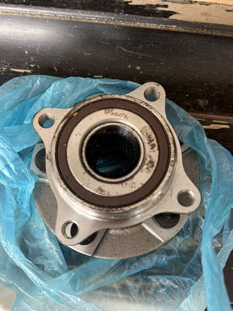 Ford mustang- qabaglar ve arxa bir eded Detroit Axle K513346 – Təkər — Баку