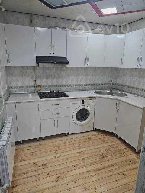 4 otaqlı mənzil, 105 m², Əziz Nəzərov küçəsi — kirayə — Баку