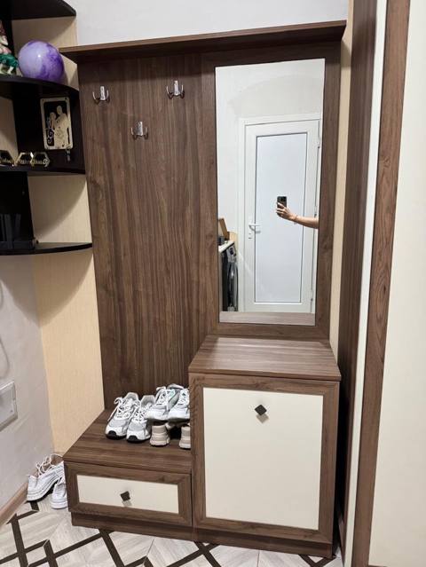 Dehliz dolabi satir yeni kimi 130azn mehemmedli kruqu Gunel1 — Furniture