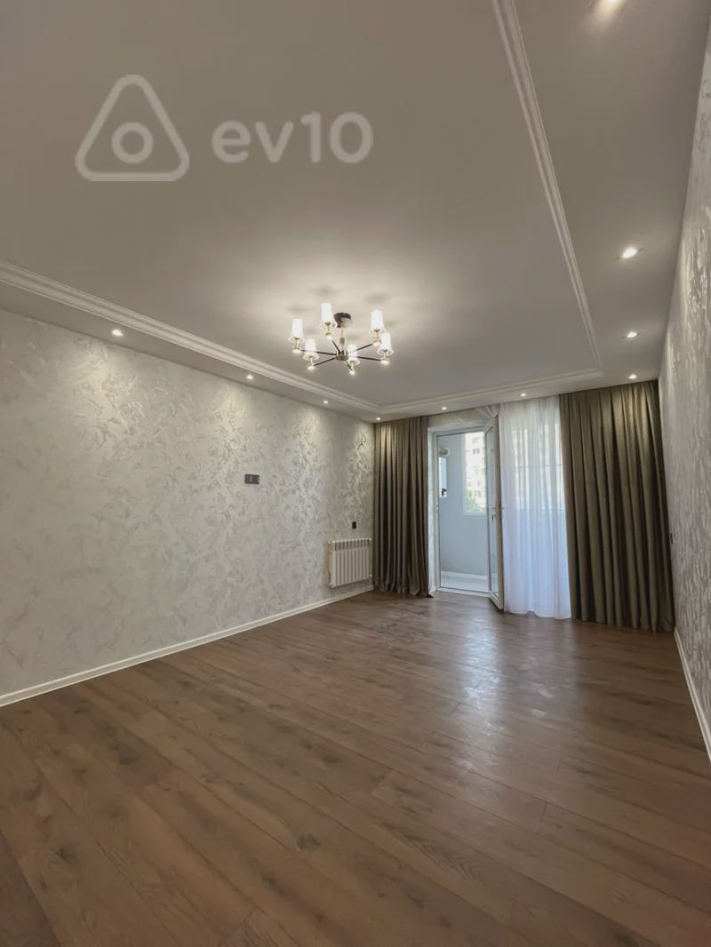 For sale: 3-room apartment (old building), 70 m² — Mənzil, Bakı (5)