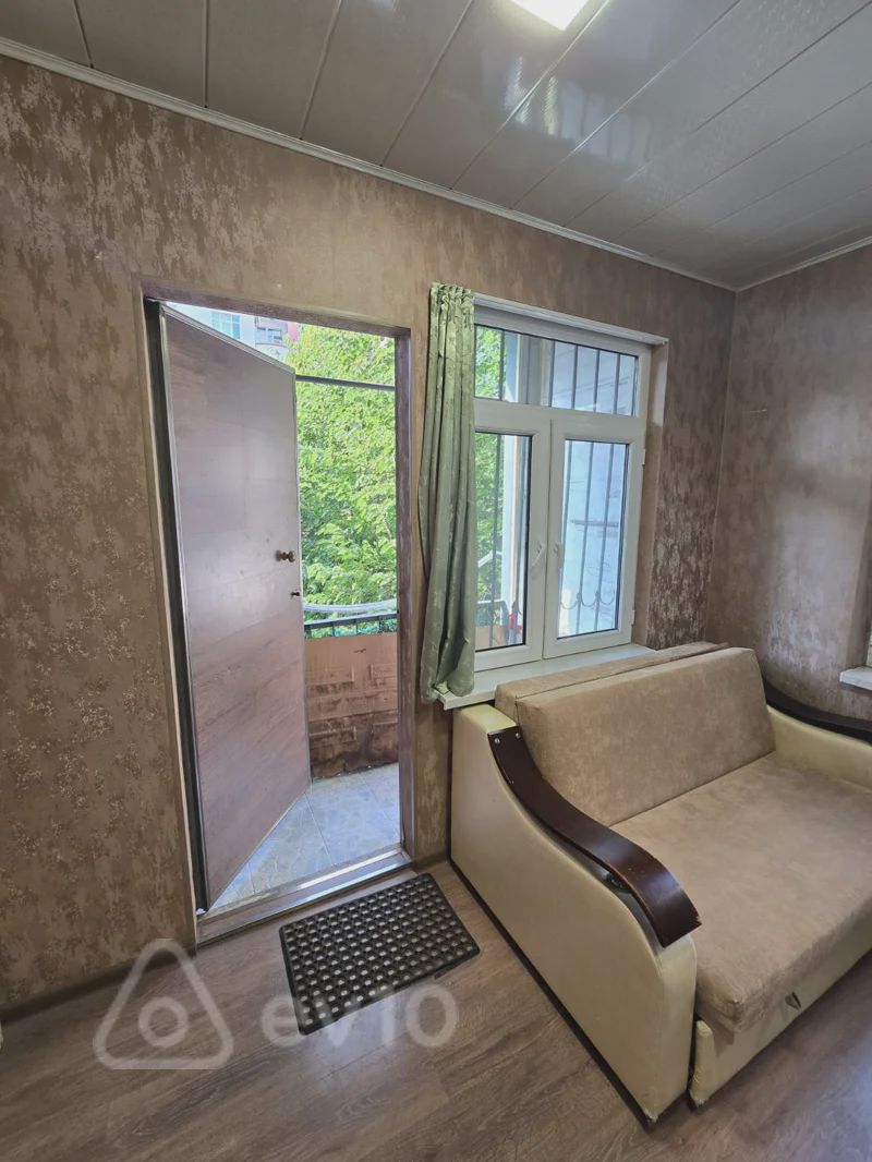For rent: 4-room apartment (old building), 75 m² — Mənzil, Bakı (4)