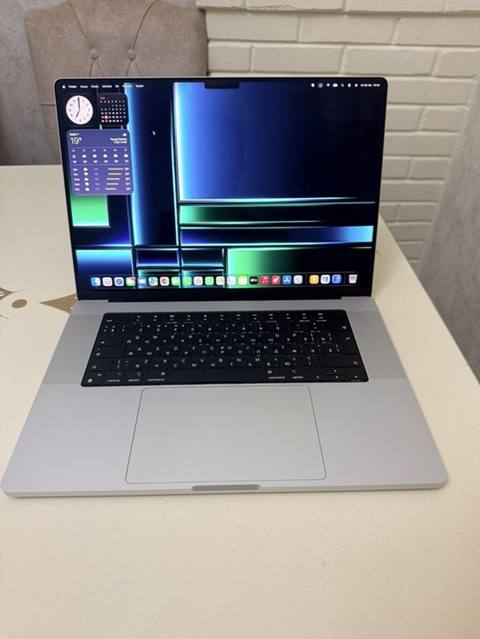 Apple MacBook Pro 16" 512 gb 16 gb ram– Gümüş Heç bir problemi — 1 750 ₼ · Баку · Apple Macbook Apple MacBook Pro 16" 512 gb 16 gb ram– Gümüş Heç bir problemi — Баку
