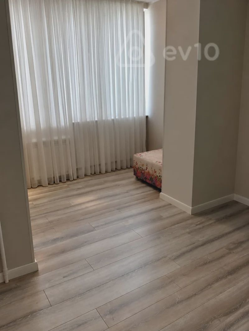 For sale: 3-room apartment (old building), 72 m² — Mənzil, Bakı (10)