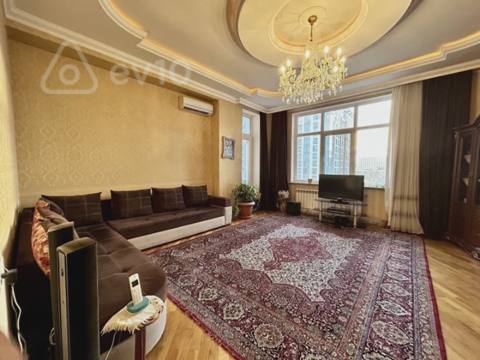 3 otaqlı mənzil, 110 m², Qurban Xəlilov — Emin