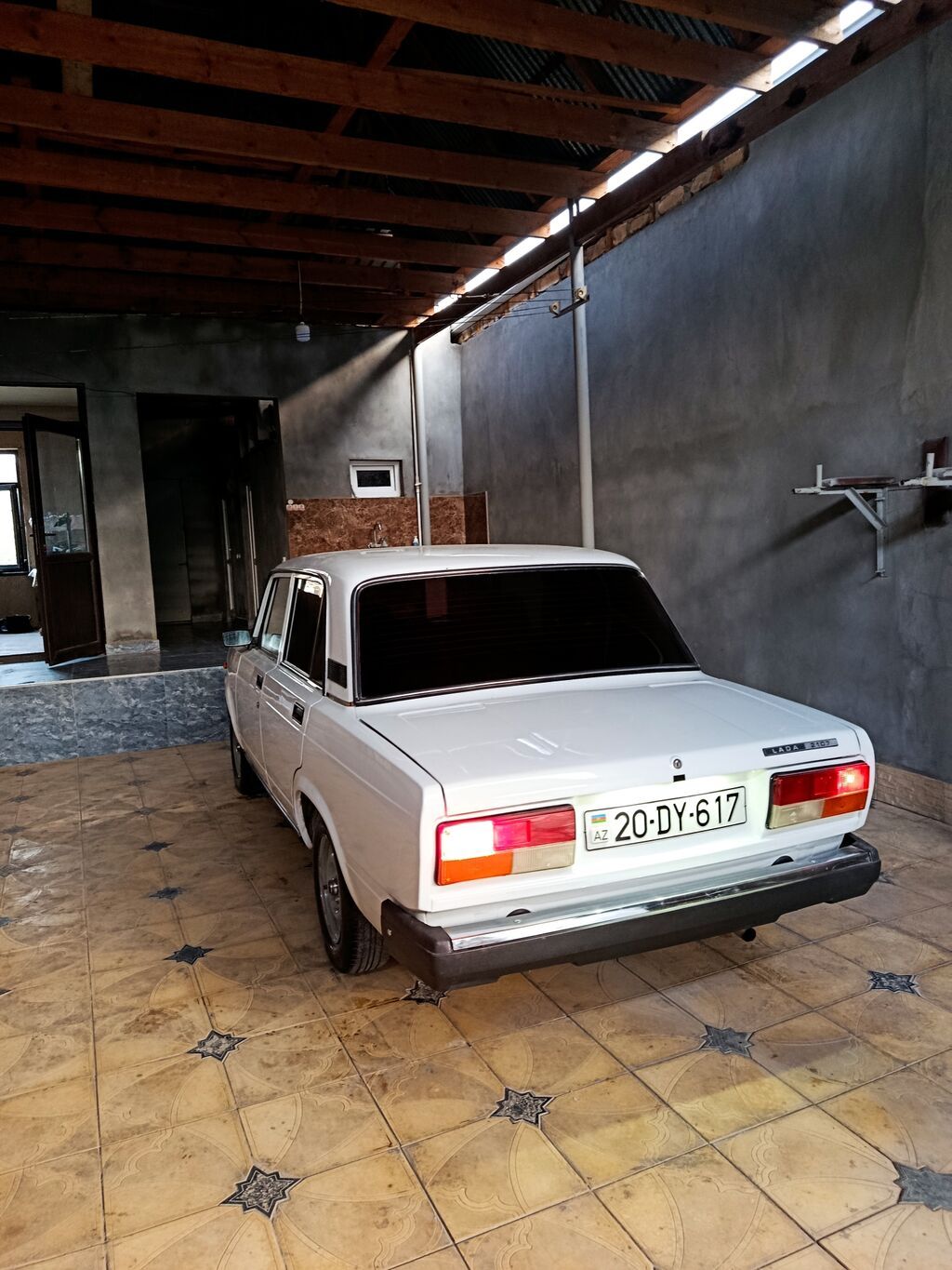 VAZ (Lada) 2107: 1.6 l Sedan 20-DY-617 — Avtomobillər, Gəncə (6)