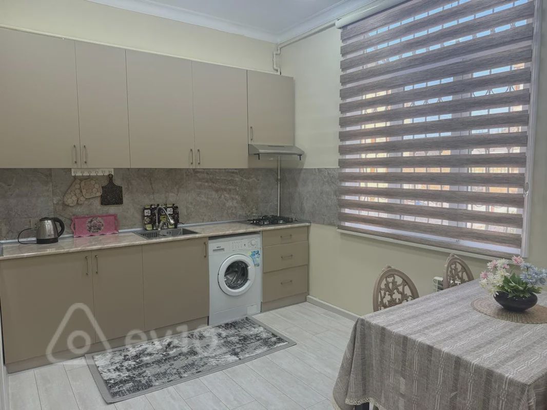 For rent: 2-room apartment (old building), 65 m² — Mənzil, Bakı (6)