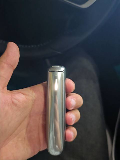 Ploom Aura silvee. 2 aydi alib az isletmisem. Qutusu zaryatkasi — Баку