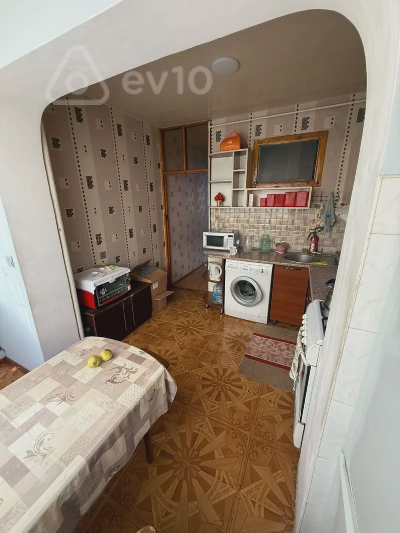 For rent: 3-room apartment (old building), 80 m² — Mənzil, Bakı (8)
