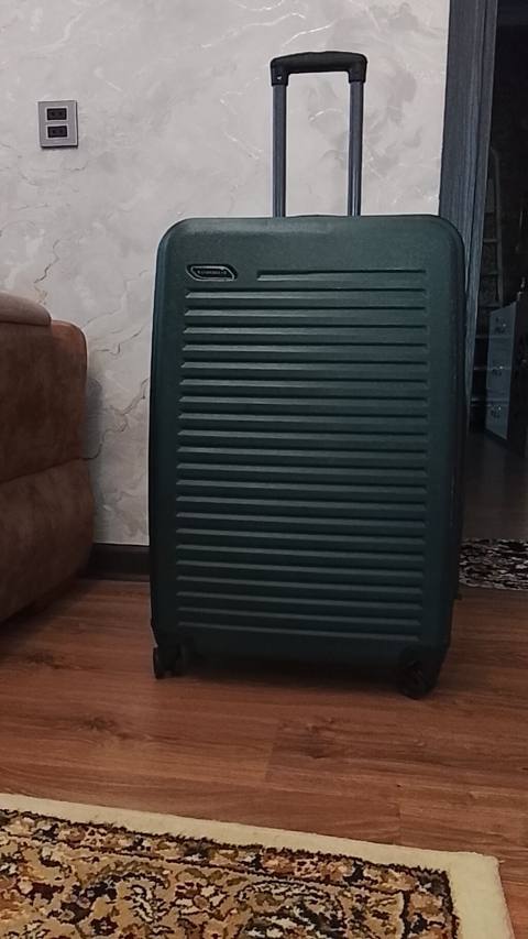Çamadan l ölçü 25 kg cekı tutur prablemı yoxdur istəyən yaxinlaşib — Bakı