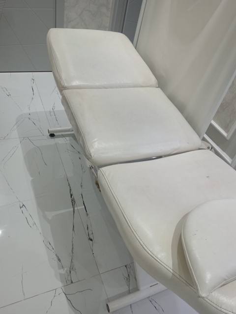 Ağ rəngli kosmetoloji/massage çarpayısı - 3 hissəli, insan bədəninə — 130 ₼ · Баку · Salon mebeli Ağ rəngli kosmetoloji/massage çarpayısı - 3 hissəli, insan bədəninə — Баку