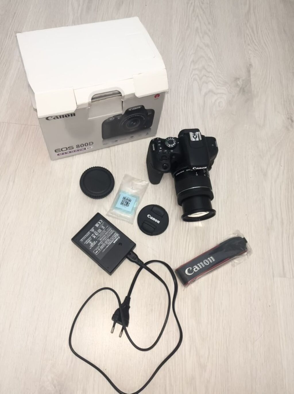 Canon EOS 800D (EF‑S 18‑55mm IS STM Kit) - 24.2 MP Aps‑c Cmos sensor — Fotoaparat, Bakı (3)