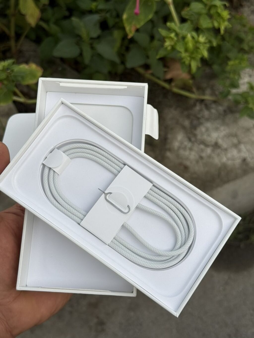Apple MagSafe Battery Pack – ağ rəng - iPhone üçün maqnitli xarici — Powerbank-lər, Bakı (10)