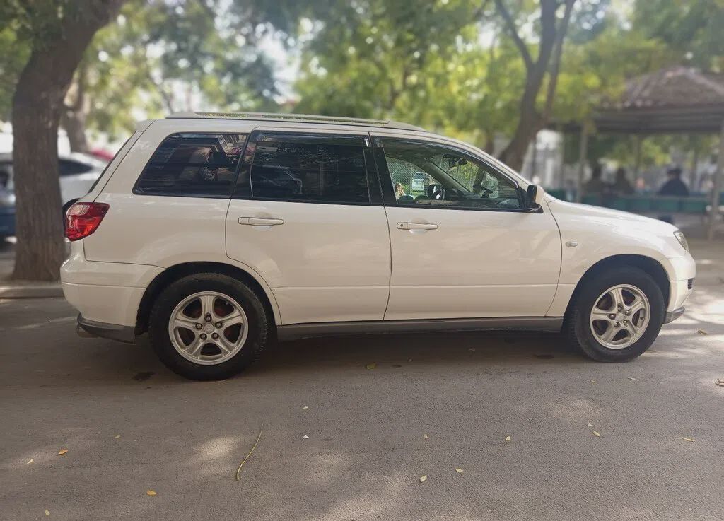 Mitsubishi Airtrek, 2003 il, 270000 km, 2 L — Avtomobillər, Bakı (7)
