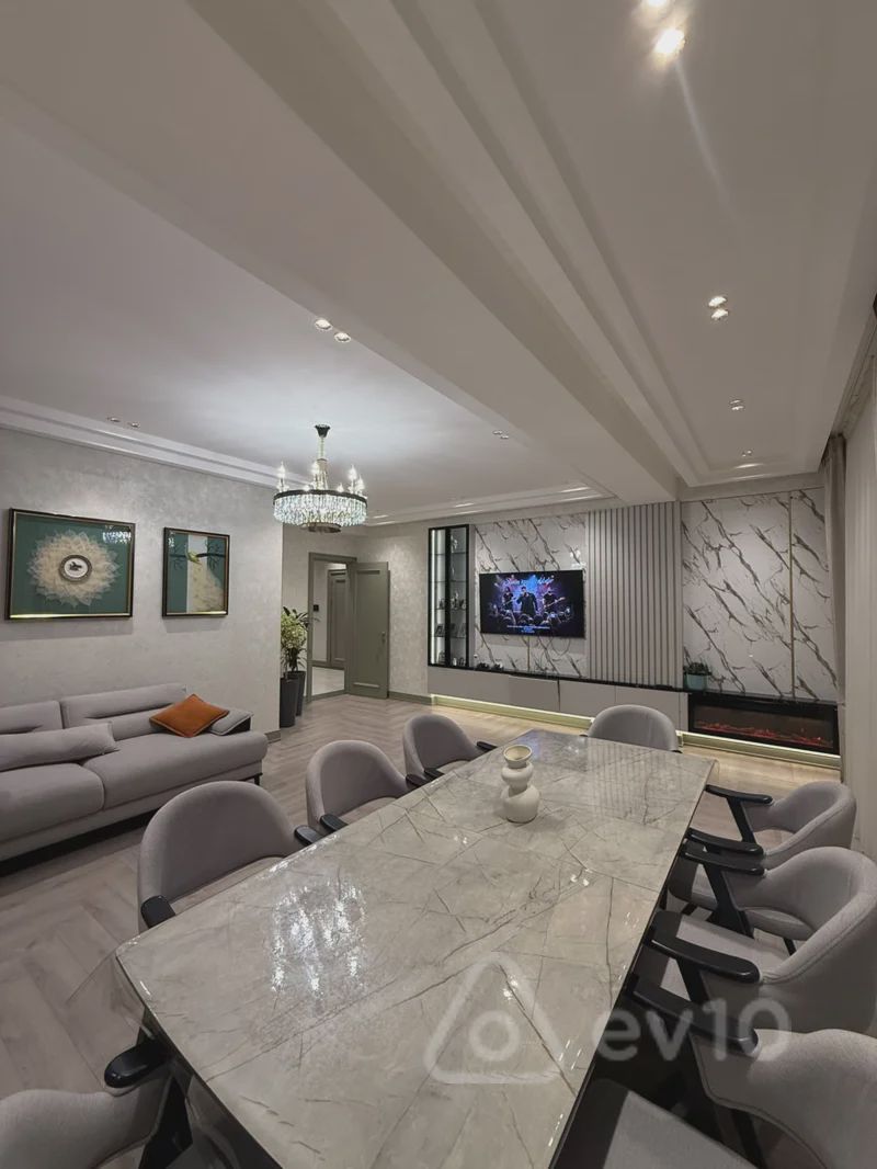 For sale: 3-room apartment (new building), 145 m² — Mənzil, Bakı