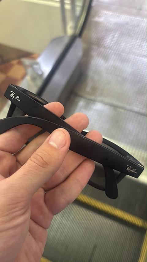 Ray-Ban Smart Eynək – Wayfarer üslubunda, mat qara çərçivə - Model — Баку