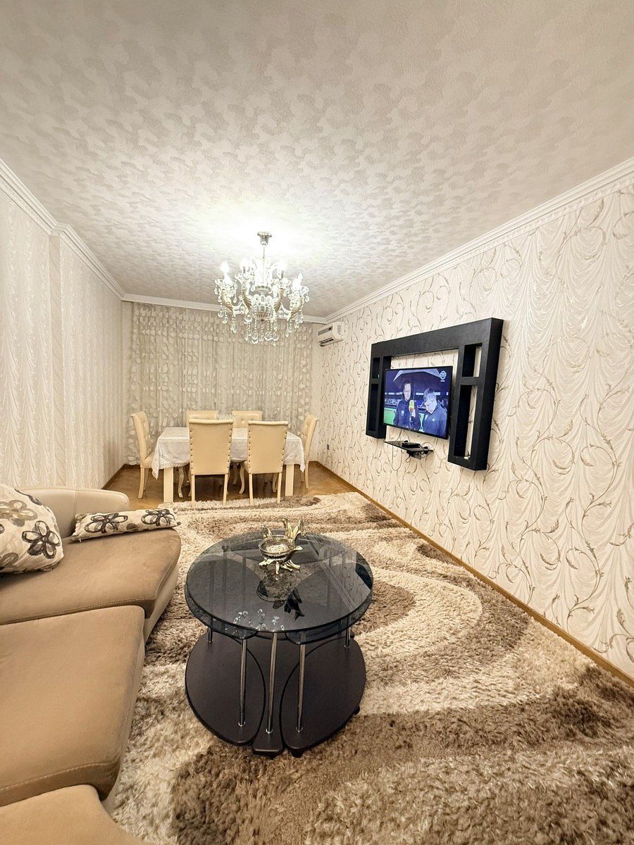 For sale: 3-room apartment (new building), 135 m² — Mənzil, Bakı (5)