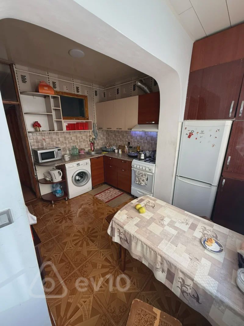 For rent: 3-room apartment (old building), 80 m² — Mənzil, Bakı (7)