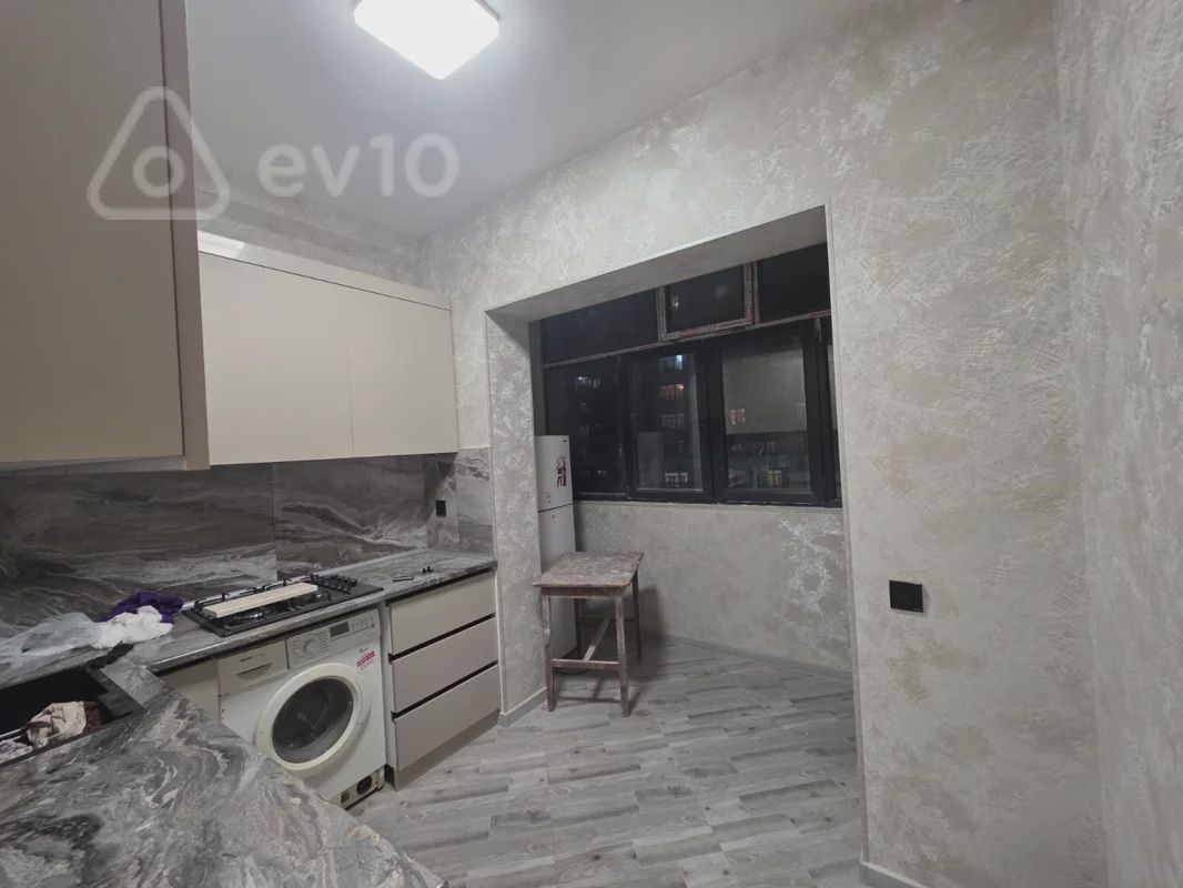 For rent: 2-room apartment (old building), 65 m² — Mənzil, Bakı (3)