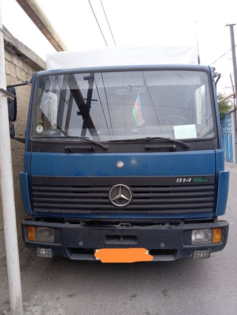 Mercedes-Benz 814, 1997 il, motor 4.4 l, Tent, İşlənmiş — 17 500 ₼ · Xırdalan · Yük maşınları Mercedes-Benz 814, 1997 il, motor 4.4 l, Tent, İşlənmiş — Xırdalan