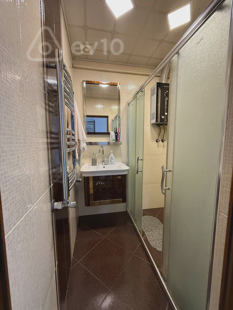 For sale: 3-room apartment (old building), 55 m² — Mənzil, Bakı (8)