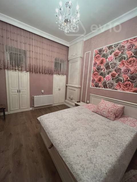 6 otaqlı mənzil, 270 m², Kicik qala küc — 1 300 000 ₼ · 5+ бөлмө · 270 m² · 1/2 кабат · Баку, Səbail · Mənzil 6 otaqlı mənzil, 270 m², Kicik qala küc — Баку