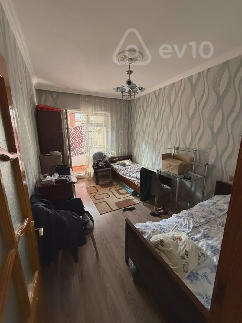 For rent: 3-room apartment (old building), 80 m² — Mənzil, Bakı (2)