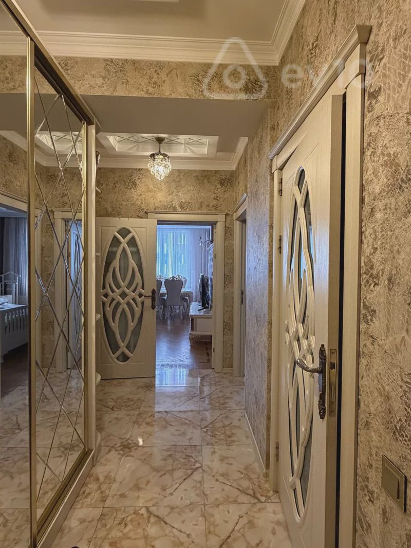 For sale: 2-room apartment (new building), 67 m² — Mənzil, Bakı (2)