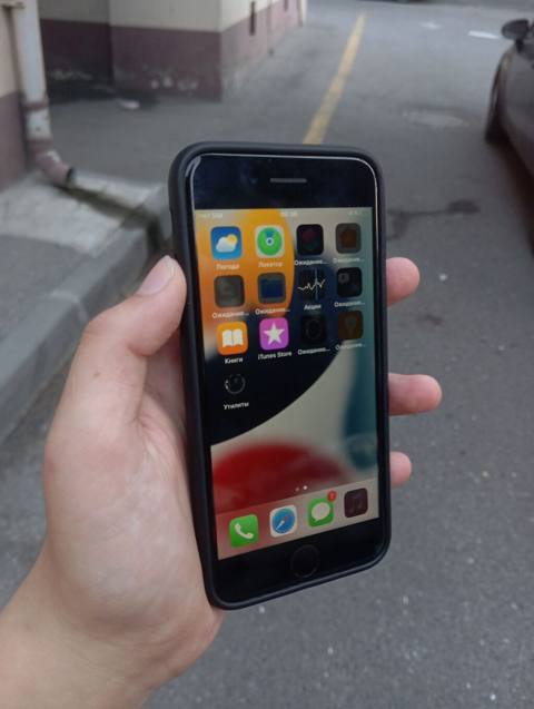 IPhone 7, 32 GB, Jet Black, Barmaq izi — Heç