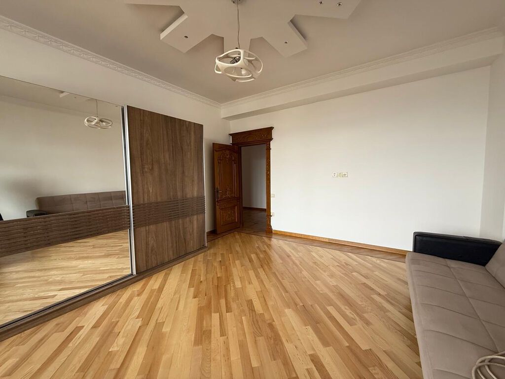 იყიდება 3-ოთახიანი apartment (new building), 150 მ² — Mənzil, Bakı (6)