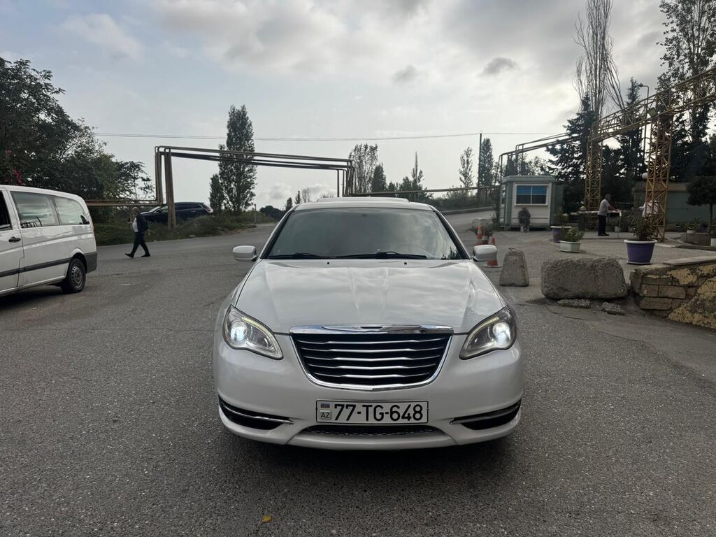Chrysler 200, 2012, 288 000 km 77-TG-648 — Avtomobillər, Bakı