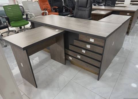 Ofis masası Boz rəng
