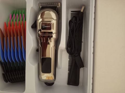 Hatteker SK-630 – Peşəkar USB ilə şarj olunan saç kəsən maşın — Baku