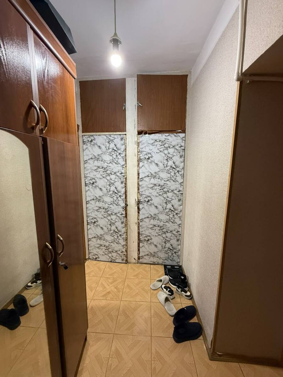 For sale: 2-room apartment (old building), 60 m² — Mənzil, Bakı (6)