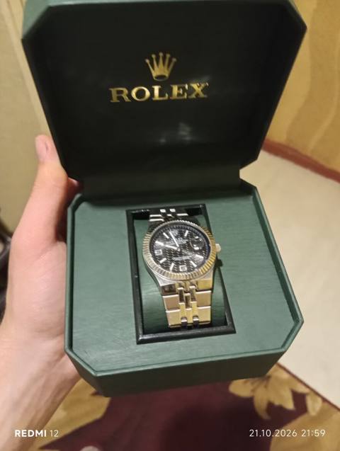 Rolex qol saatı – klassik qutu ilə - Brend: Rolex - Korpus və qolbaq — 55 ₼ · Баку · Qol saatları Rolex qol saatı – klassik qutu ilə - Brend: Rolex - Korpus və qolbaq — Баку