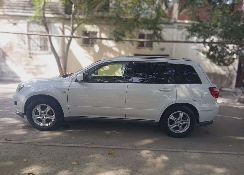 Mitsubishi Airtrek, 2003 il, 270000 km, 2 L — Avtomobillər, Bakı (8)