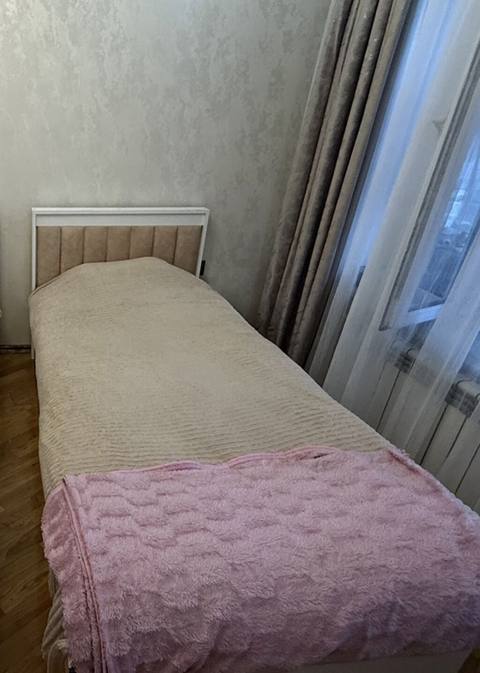 İşlənmiş, Təknəfərlik çarpayı — Furniture
