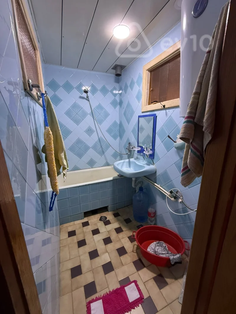 For rent: 3-room apartment (old building), 80 m² — Mənzil, Bakı (9)